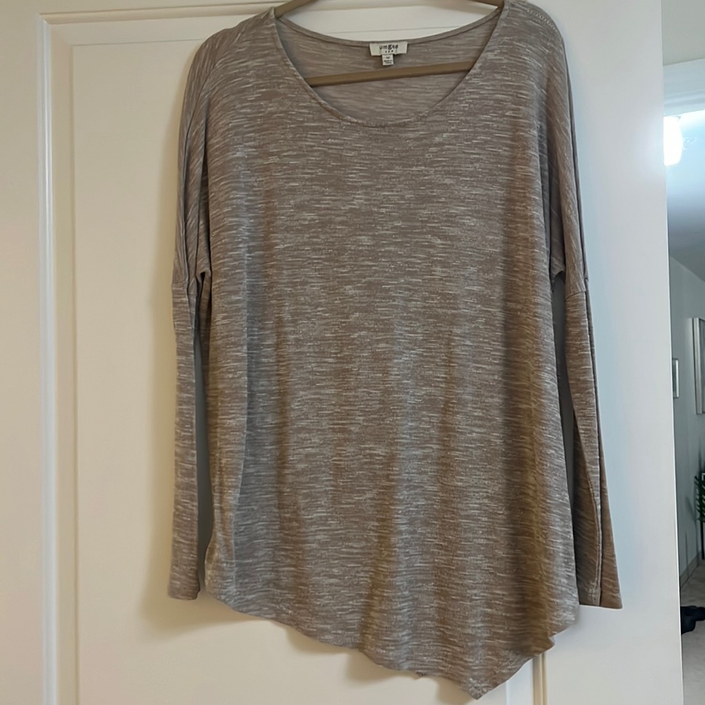 Angled Front Top